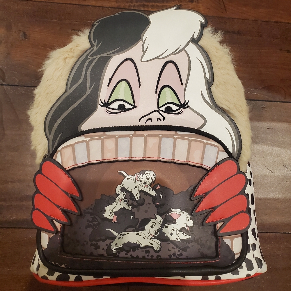 Loungefly NWT Cruella De Vil 101 Dalmatians Scene - Picture 6 of 15